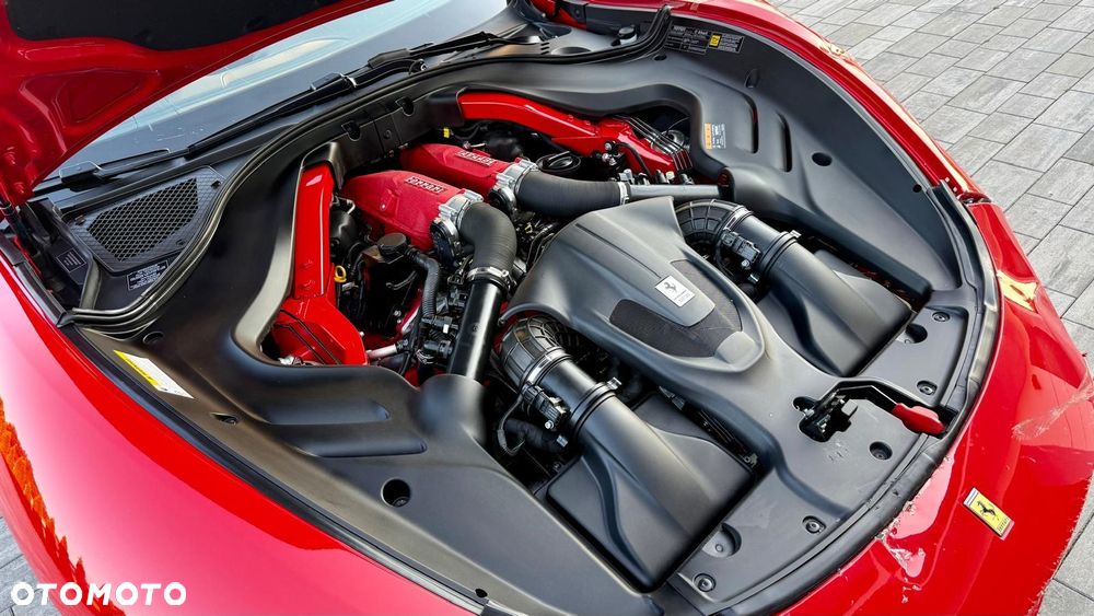 Ferrari Roma Spider - 14