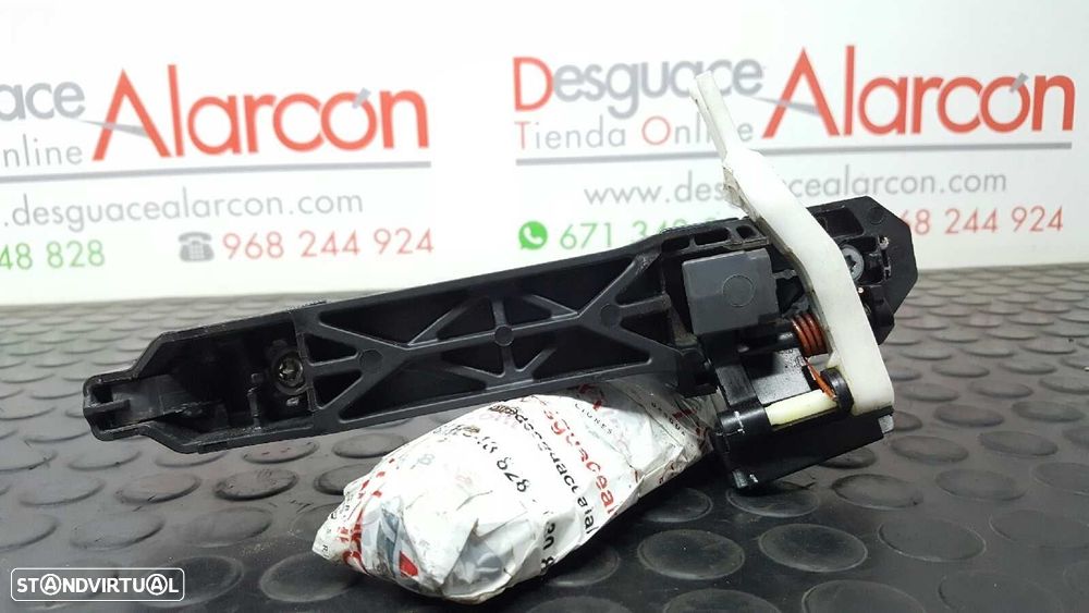 PUXADOR EXTERIOR TRASEIRO ESQUERDO TOYOTA COROLLA (E15) LUNA - 2