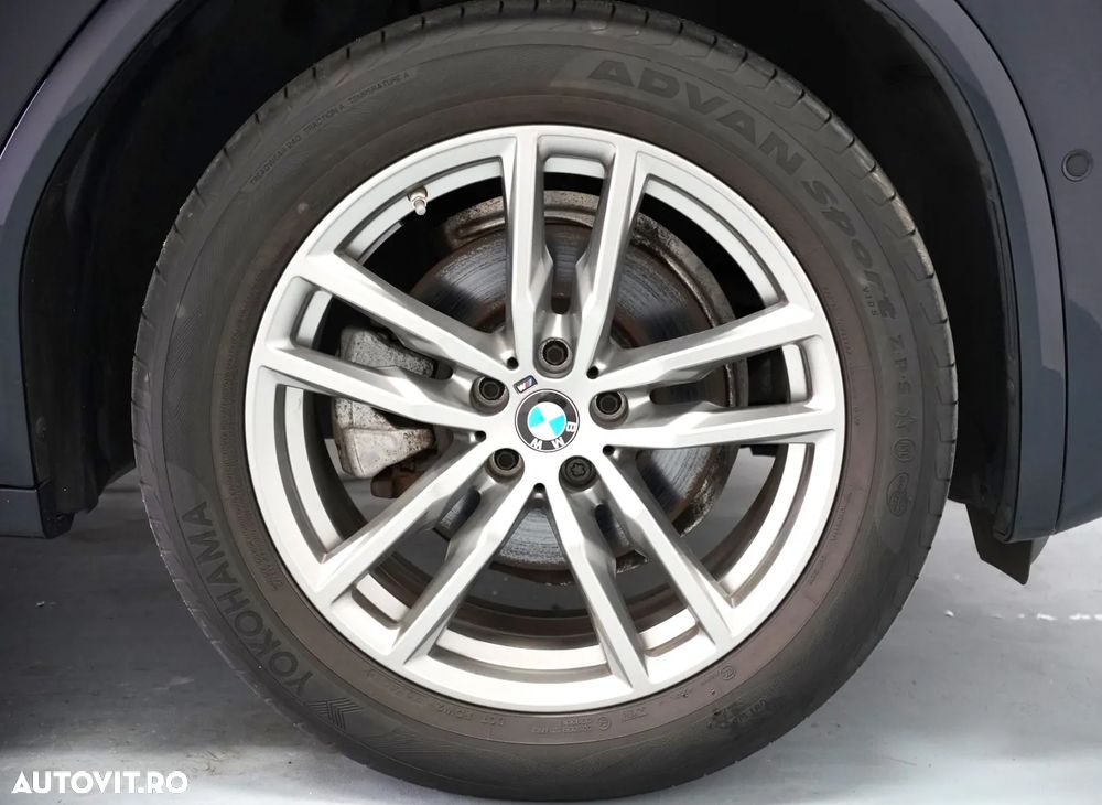BMW X4 xDrive20i AT - 17