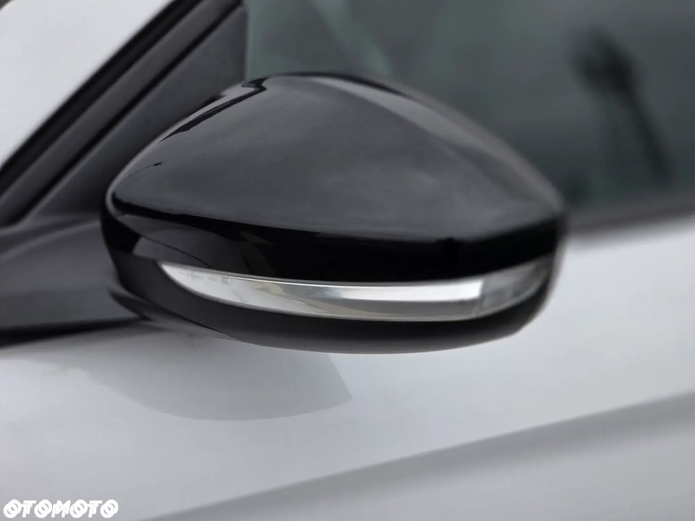 Opel Corsa 1.5 D Elegance S&S - 34