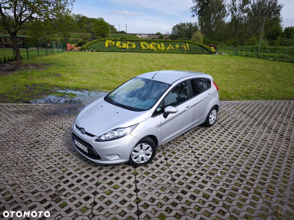 Ford Fiesta 1.6 TDCi Silver X - 2