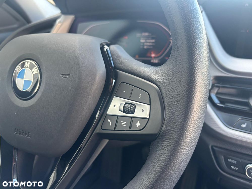 BMW Seria 1 118i Advantage - 18