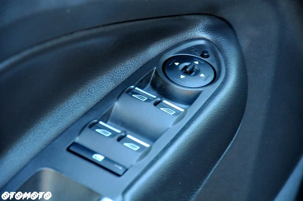 Ford Kuga 1.5 EcoBoost FWD ST-Line ASS - 39