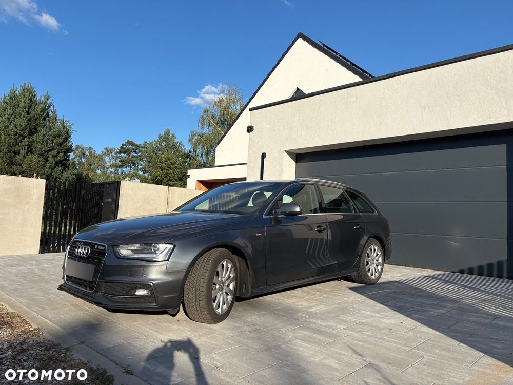 Audi A4 Avant 2014 photo 2