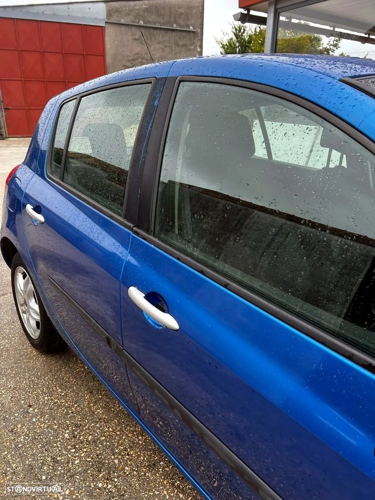 Renault Clio - 3