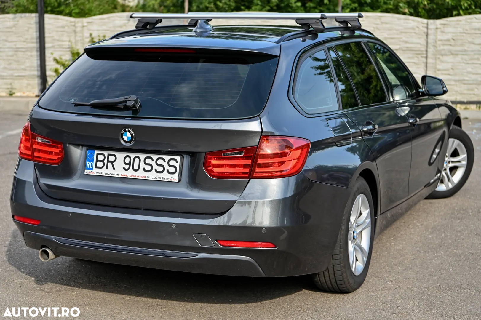 BMW Seria 3 320d Touring - 37