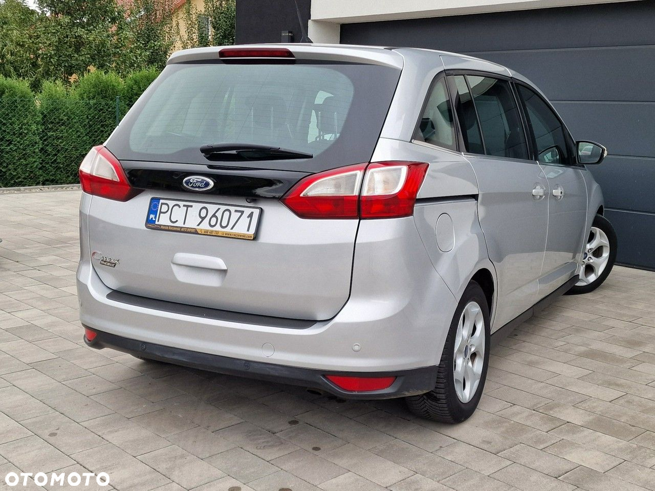 Ford Grand C-MAX 2.0 TDCi Titanium - 26