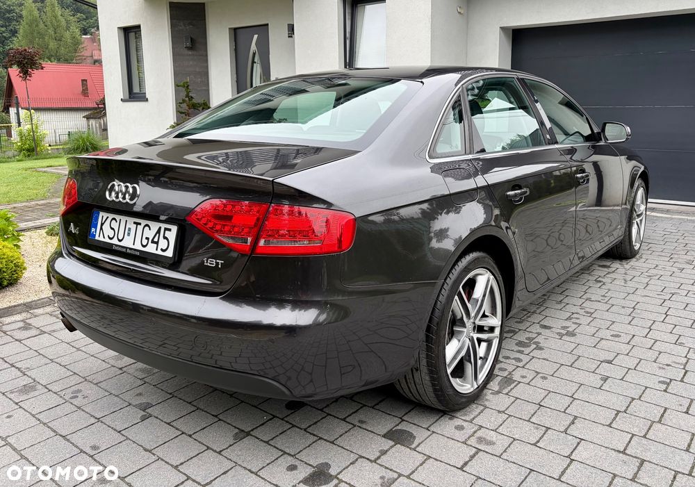 Audi A4 Limousine 1.8 TFSI multitronic Ambiente - 5