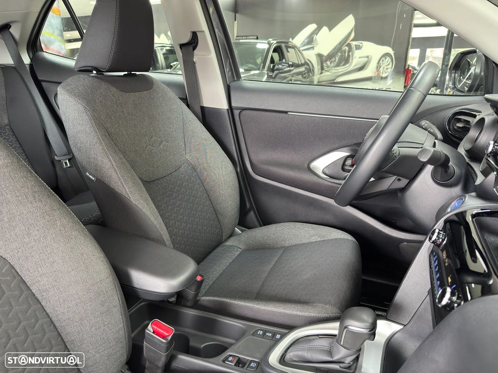 Toyota Yaris Cross 1.5 HDF Exclusive - 33