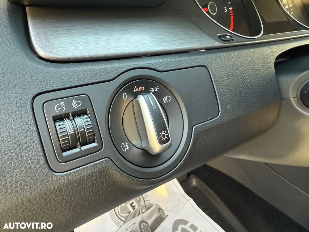 Volkswagen Passat Variant 2.0 TDI 4Motion DSG BlueMotion Tech Highline - 12