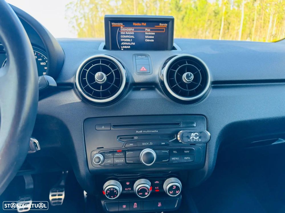 Audi A1 Sportback 1.6 TDI S line edition - 30
