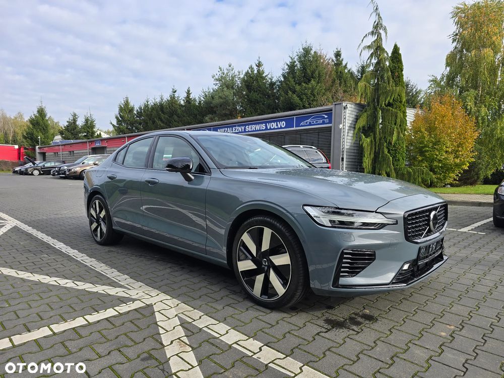 Volvo S60 T8 Recharge AWD Ultimate Dark