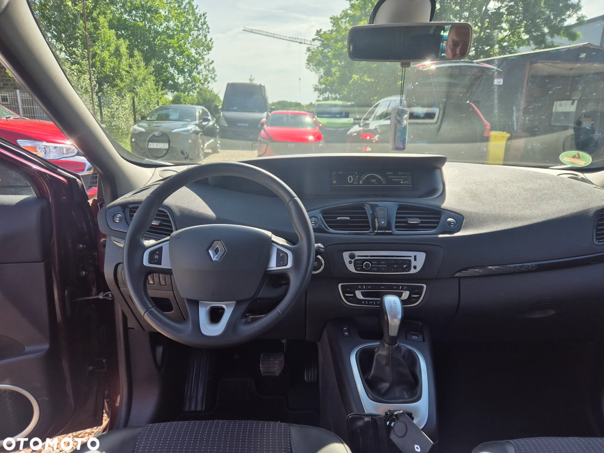 Renault Scenic - 12