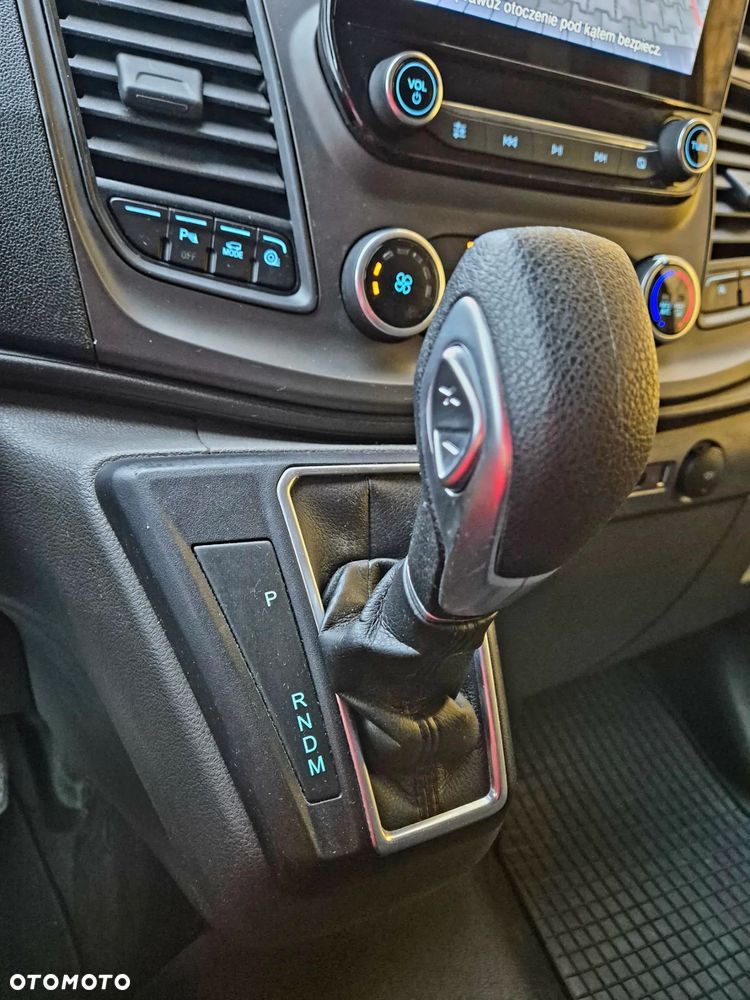 Ford Transit Custom - 19