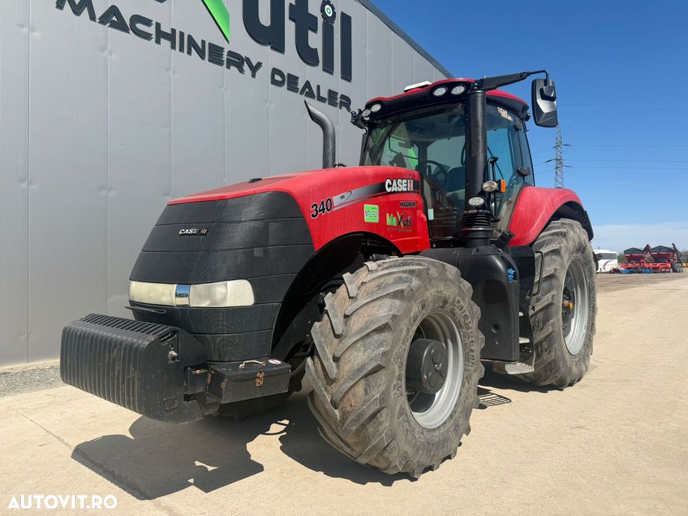 Case IH Magnum 340 Tractor - 3