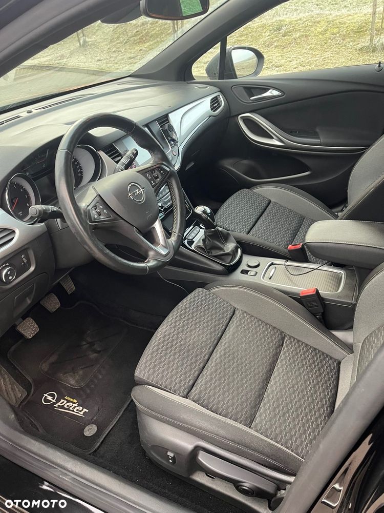 Opel Astra 1.2 T GS Line S&S - 9