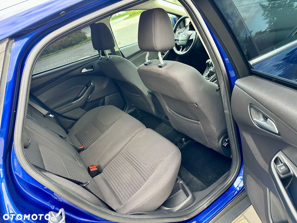 Ford Focus 1.0 EcoBoost Titanium ASS - 24