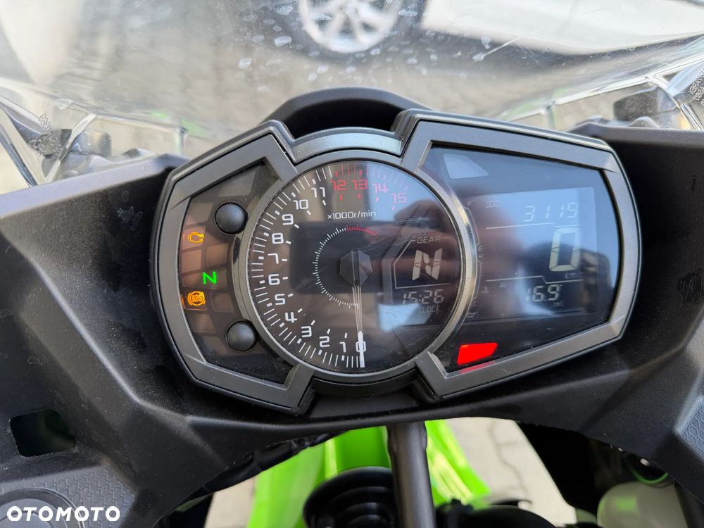 Kawasaki Ninja 400 - 6
