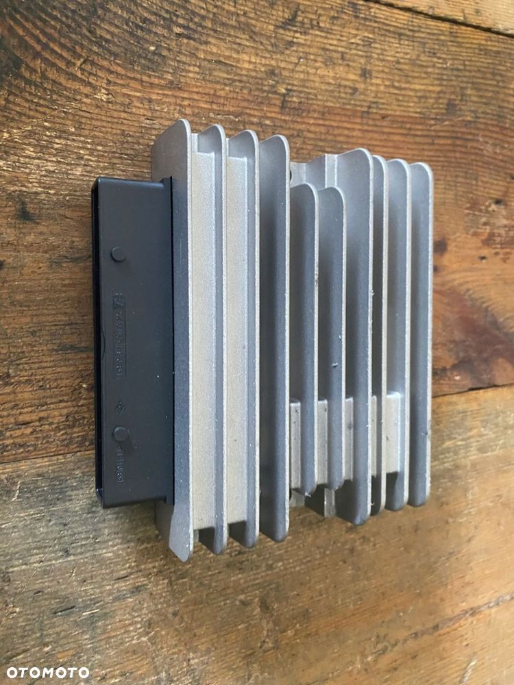 MERCEDES 176 246 117 wzmacniacz A 1179001602 - 1