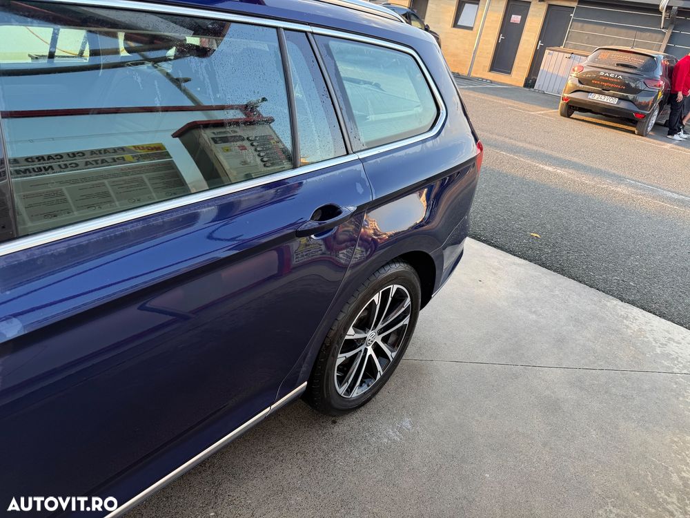 Volkswagen Passat 2.0 TDI DSG Highline - 29