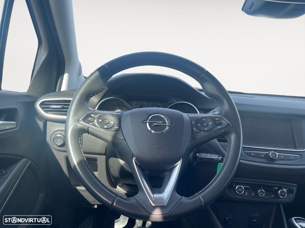 Opel Crossland 1.2 T Design & Tech - 12