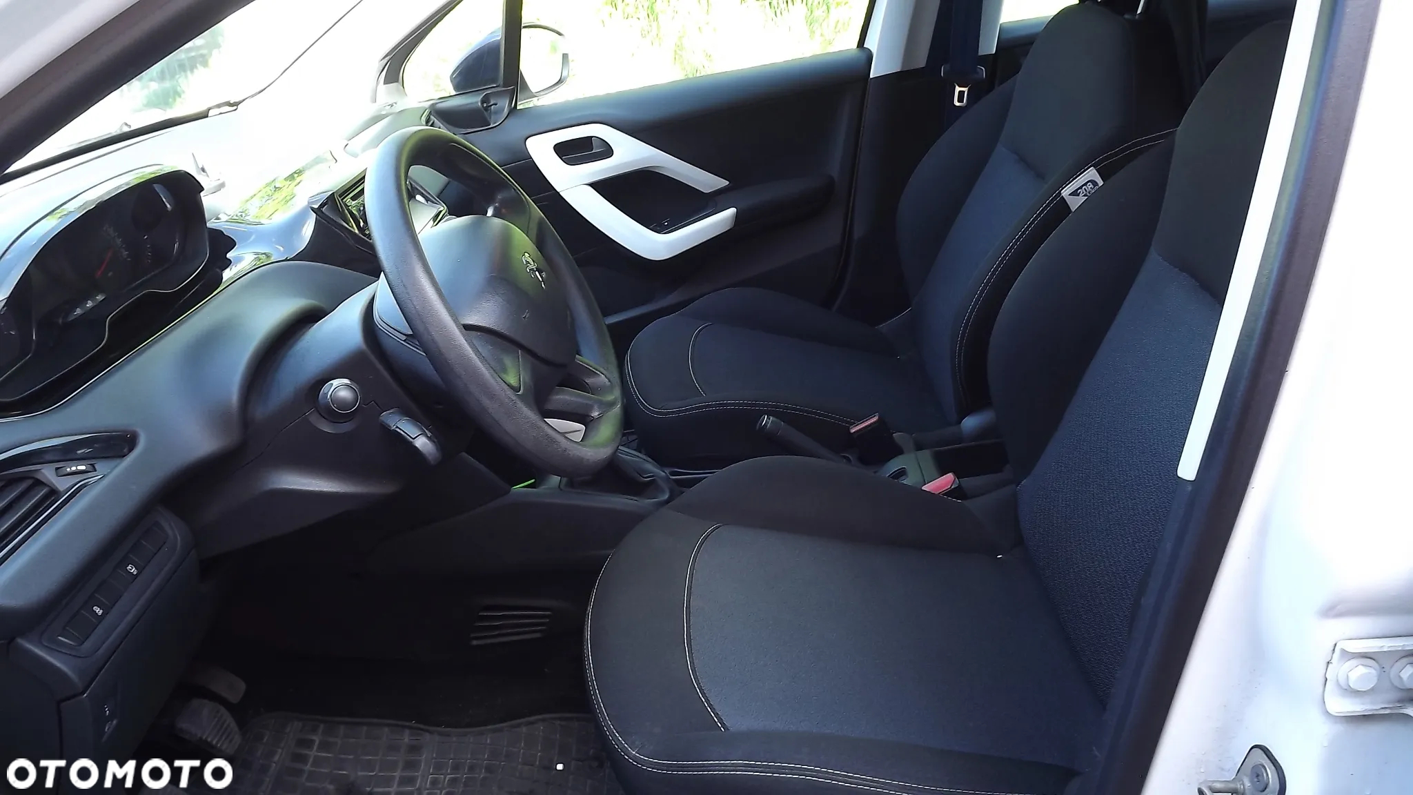 Peugeot 208 1.0 VTi Access - 12