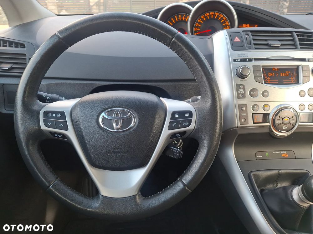 Toyota Verso 1.8 Edition - 7