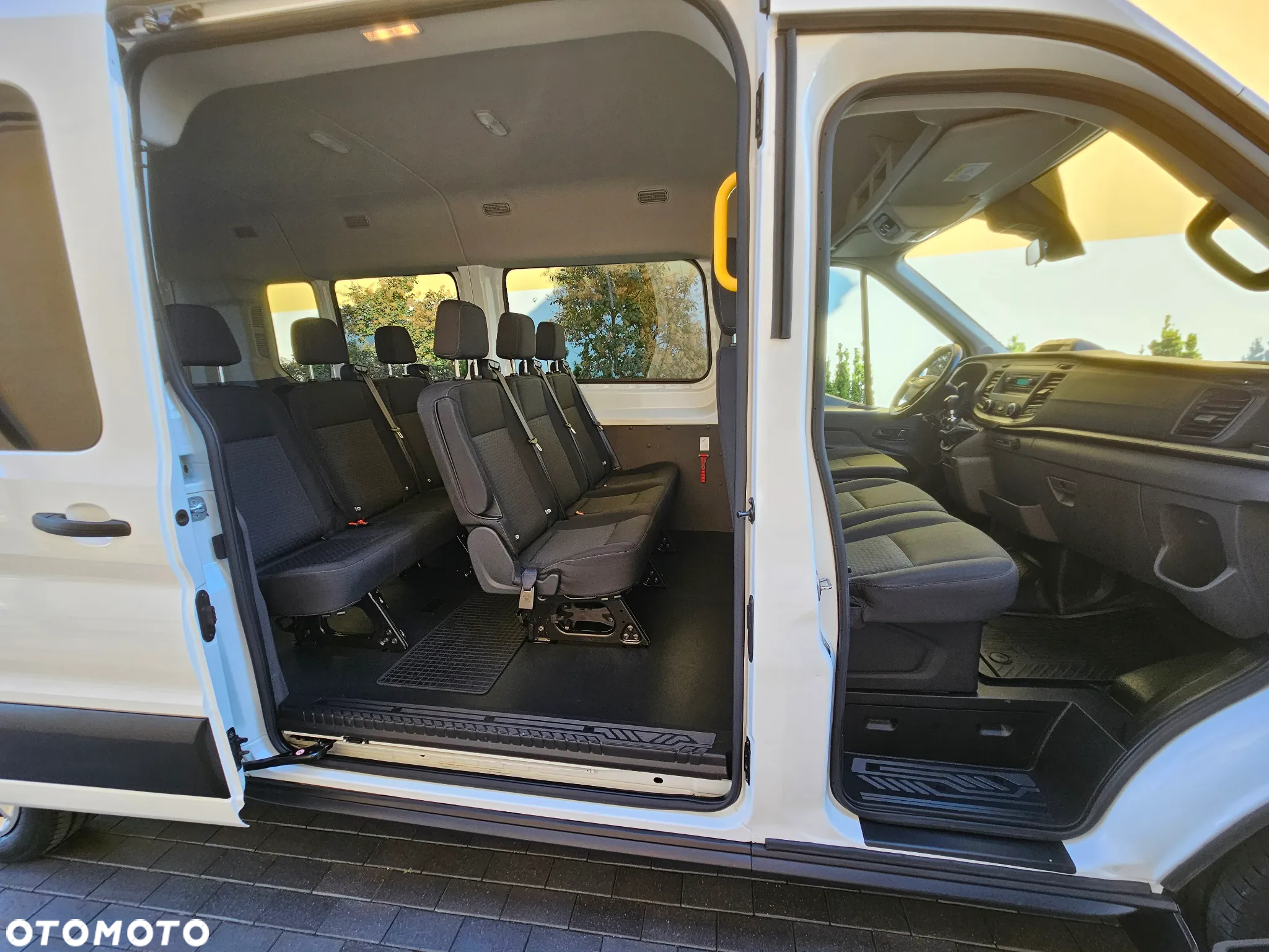 Ford Transit 350 L3H2 Ambiente (bryg.) - 17