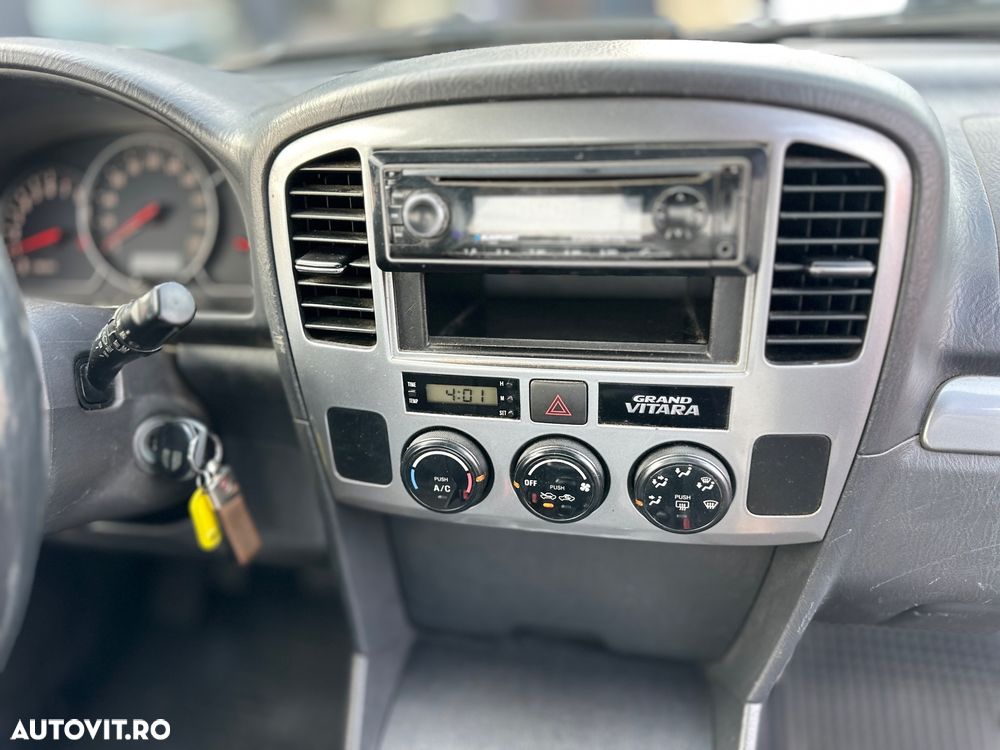 Suzuki Vitara - 7