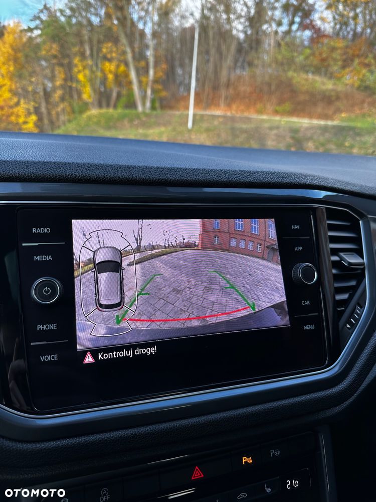 Volkswagen T-Roc - 31