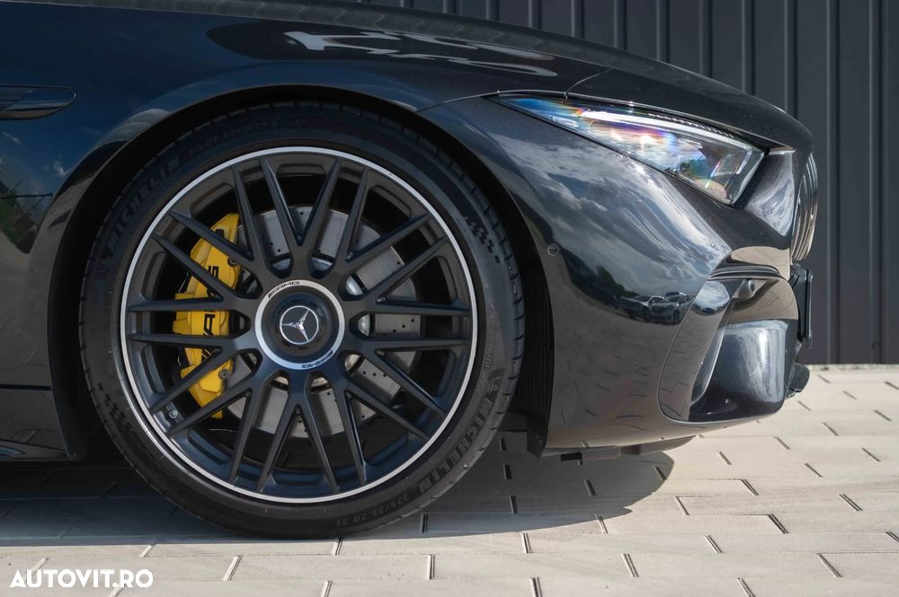 Mercedes-Benz SL 63 AMG 4Matic+ Speedshift MCT 9G - 26