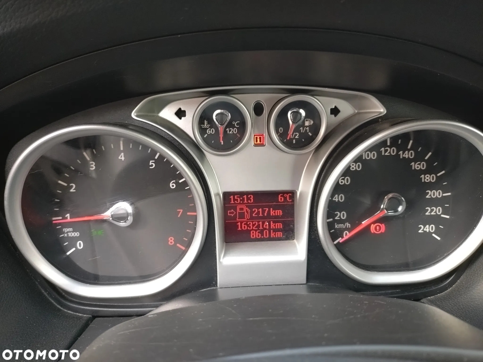 Ford Focus 1.6 16V Ambiente - 23
