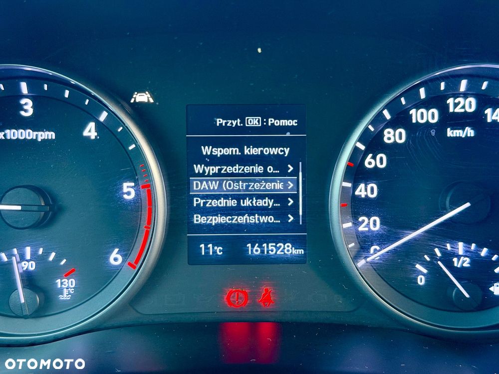 Hyundai i30 1.6 D Comfort - 23