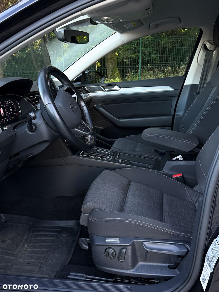 Volkswagen Passat 1.5 TSI EVO Elegance DSG - 11