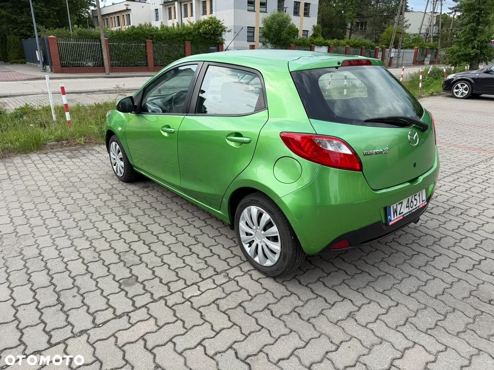 Mazda 2 - 9