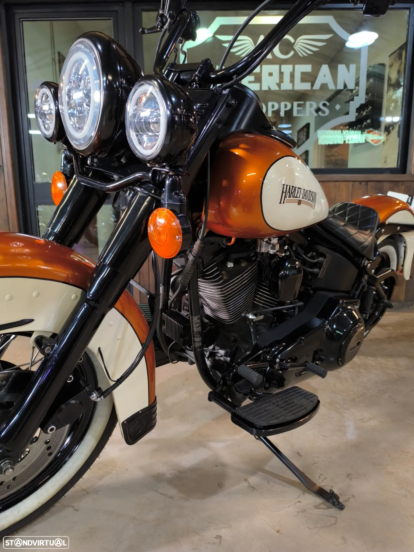 Harley-Davidson FLSTC - 13