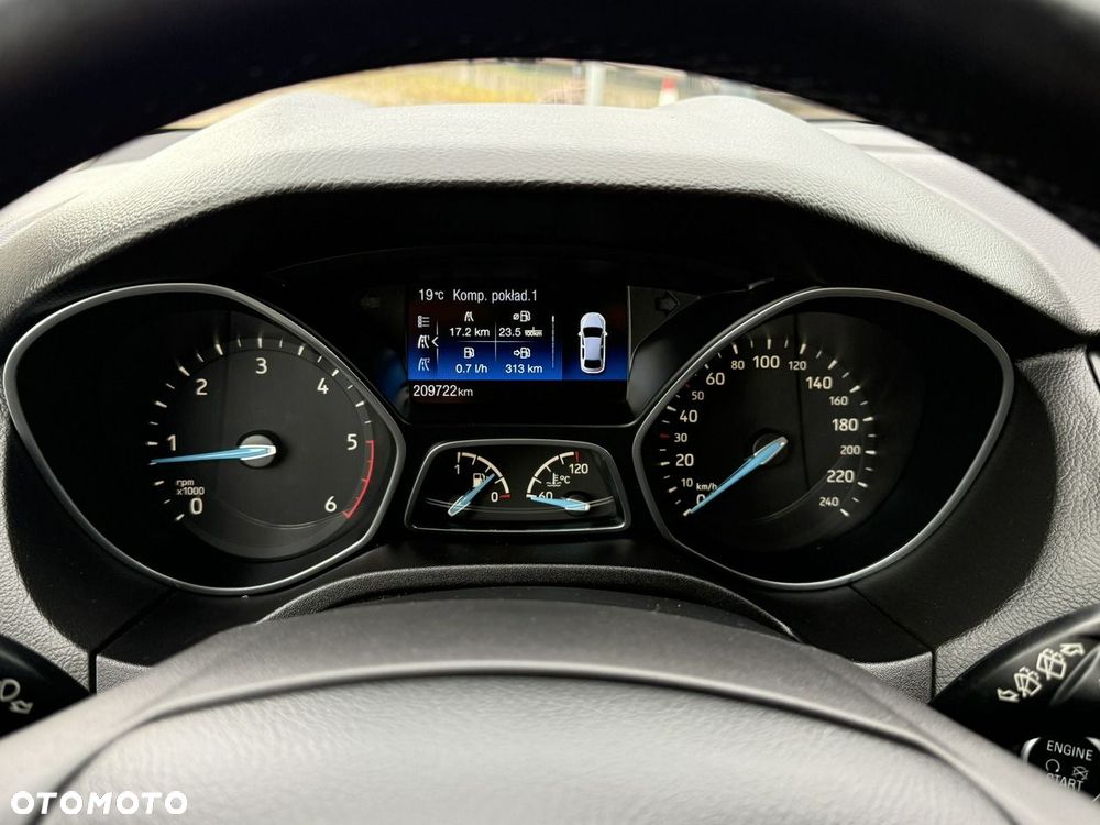 Ford Focus - 22