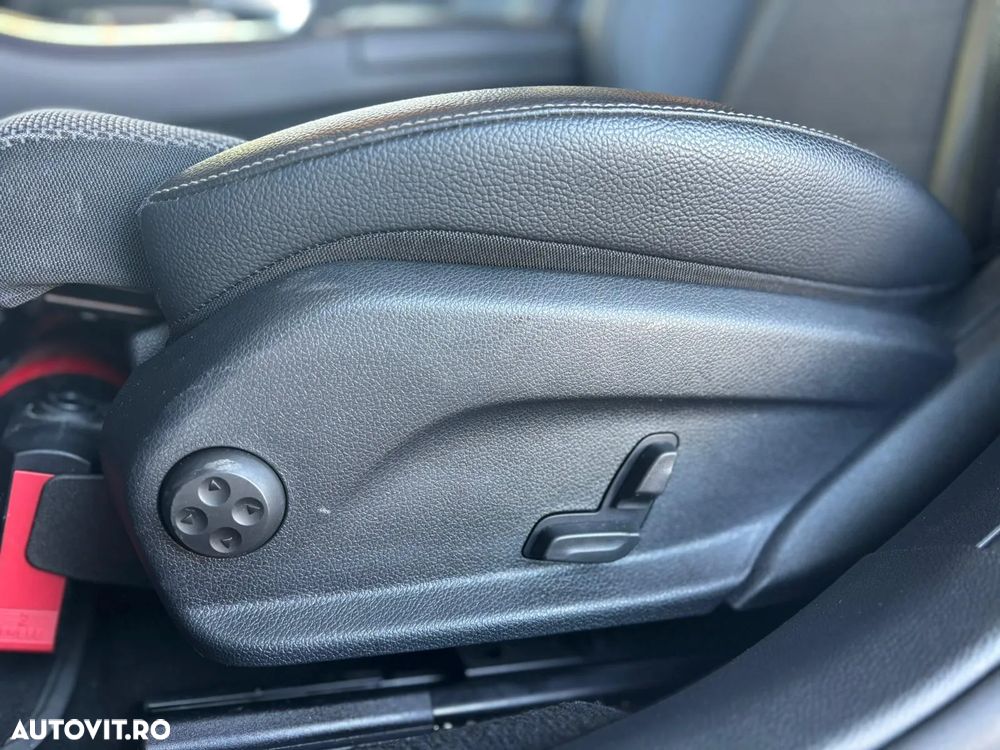 Mercedes-Benz E 200 d T 9G-TRONIC - 32