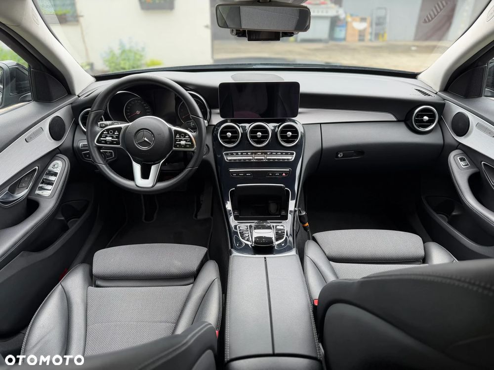 Mercedes-Benz Klasa C 220 d 9G-TRONIC - 13