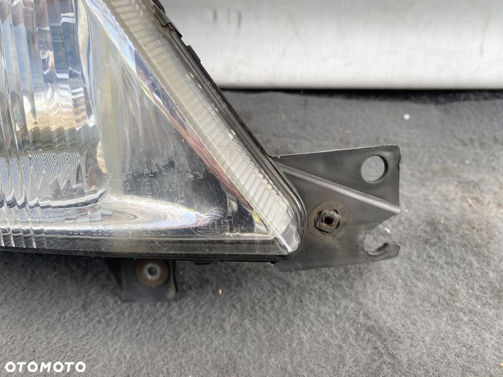 MERCEDES SPRINTER 903 99- REFLEKTOR PRZEDNI PRAWY LAMPA PRAWA PRZÓD HELLA - 5