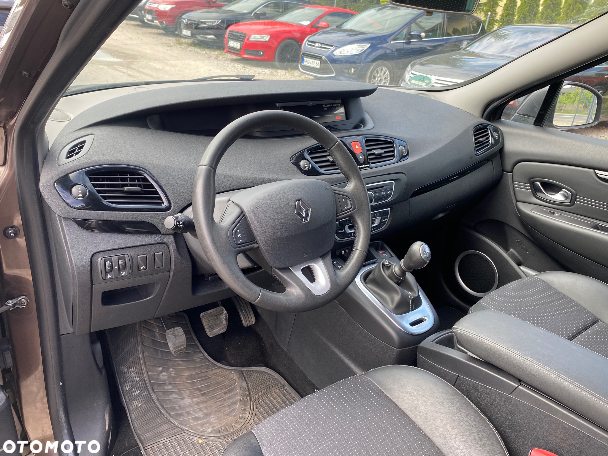 Renault Scenic 1.6 16V 110 TomTom Edition - 16