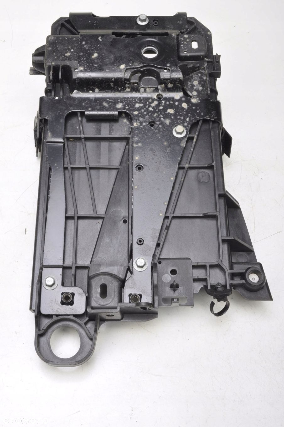 VOLVO XC40 PODSTAWA AKUMULATORA 32132919 - 3