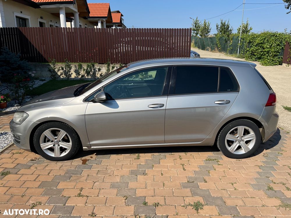 Volkswagen Golf - 16