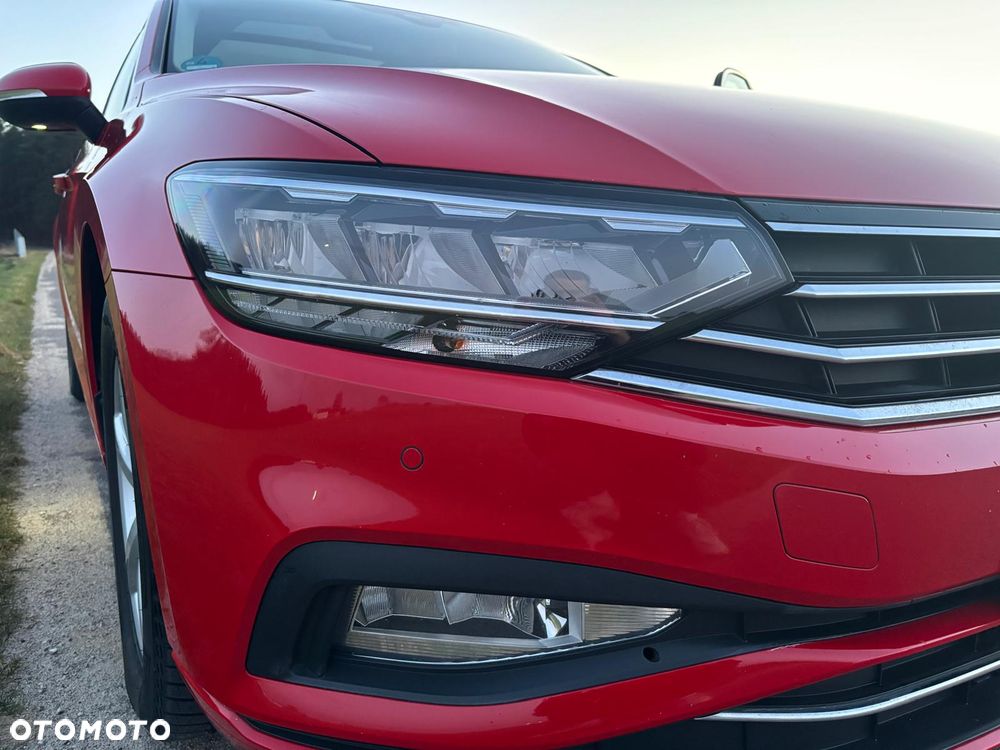 Volkswagen Passat - 30