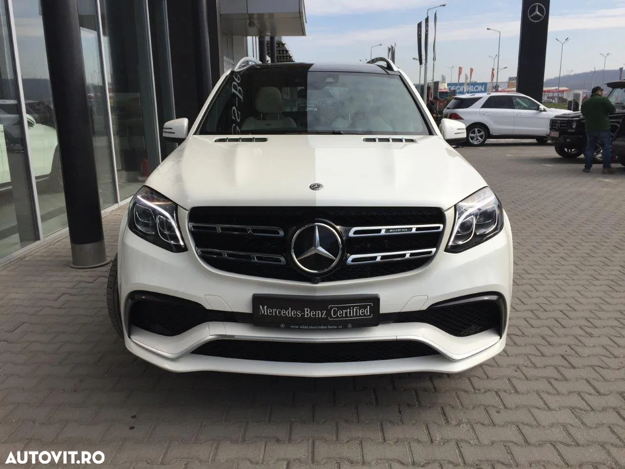 Mercedes-Benz GLS 63 AMG 4MATIC Aut - 2