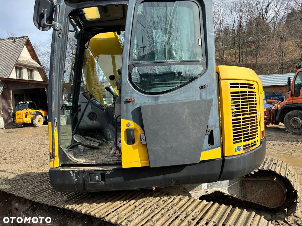Komatsu PC138US-8 - 11