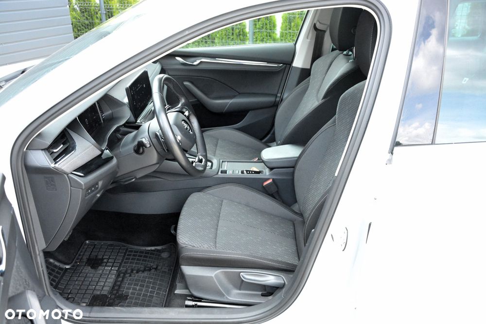 Skoda Octavia 1.5 TSI e-Tec Style DSG - 9