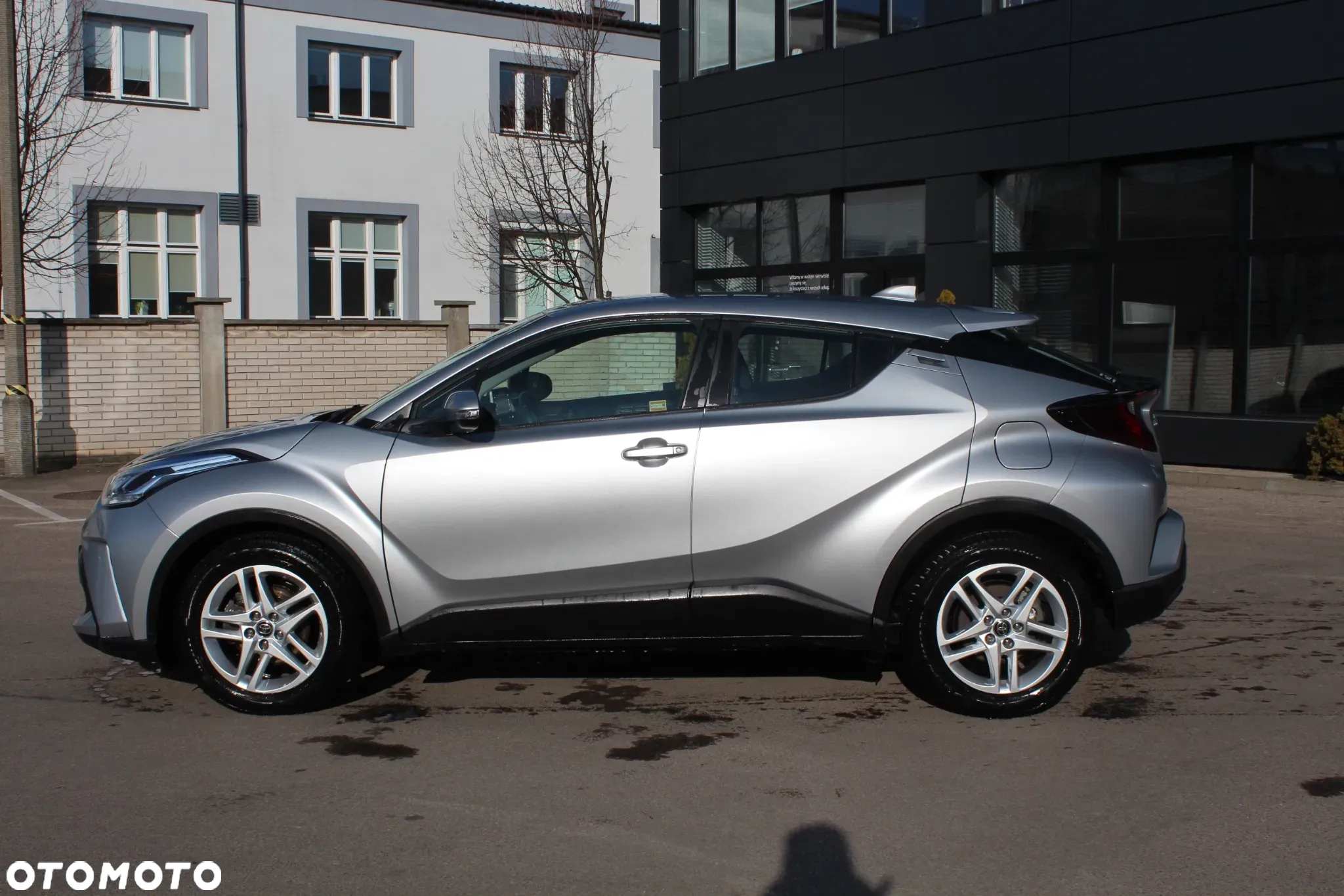 Toyota C-HR - 5