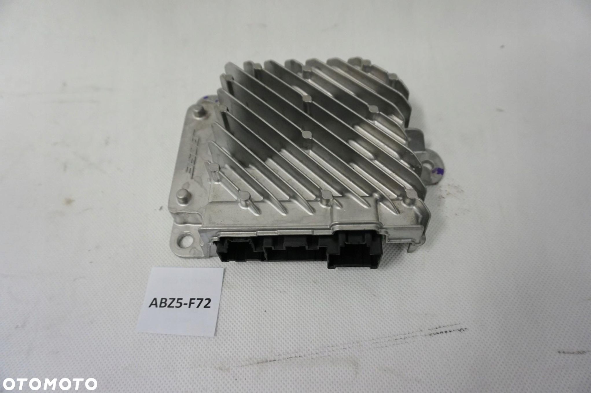 WZMACNIACZ BOSE RENAULT CLIO 5 V 280639297R - 1