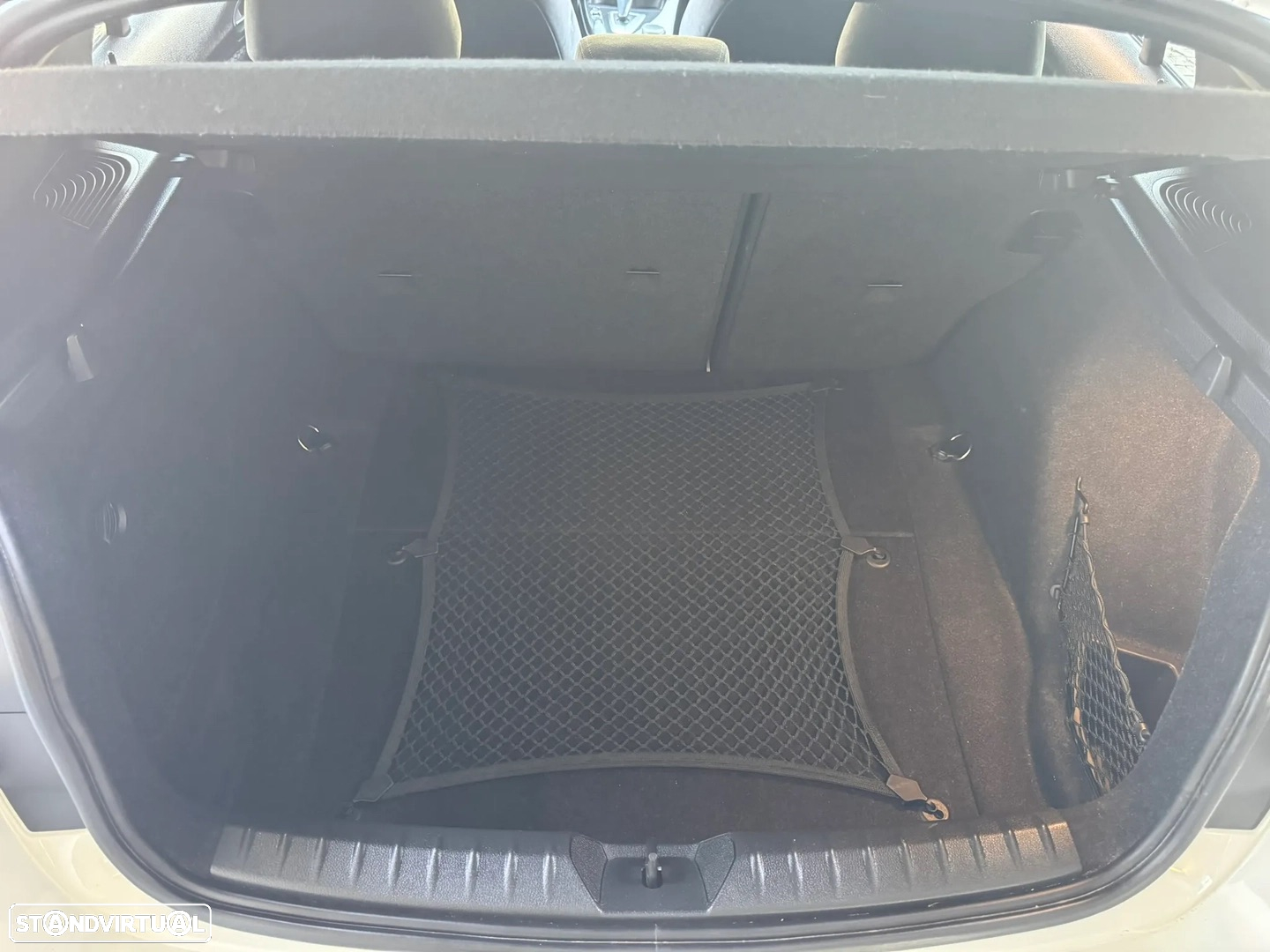 BMW 118 d Pack Desportivo M - 27